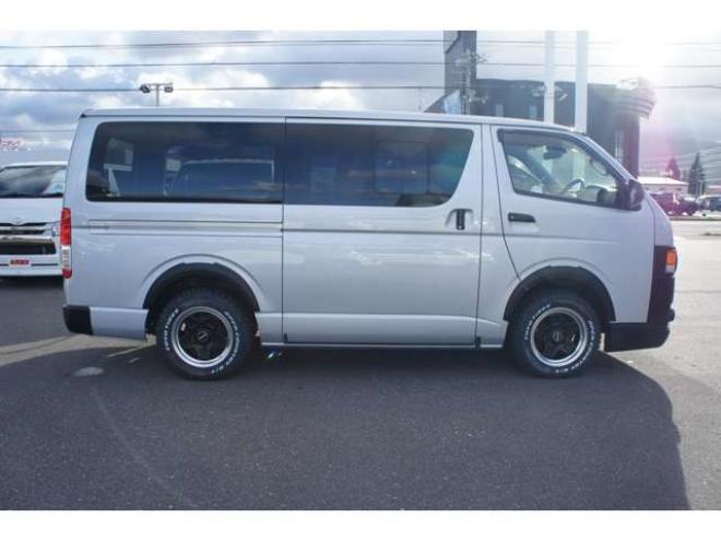 レジアスエース2.8 スーパーGL ロングボディ ディーゼルターボ 4WD　415COBRA丸目キット&CL3フロントリップ&ステージIリアスポ　415SAFARIオーバーフェンダー　ESSEXステラ16インチAW　TOYOオープンカントリーR/T　415COBRAベッドキット　寒冷地仕様　純正ETC 新品シートカバー 2800