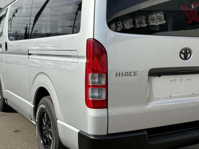 ハイエースバン2.8 DX ロング ディーゼルターボ 4WD　寒冷地仕様　415COBRA　丸目ヘッドライトキット　サファイアフロントリップスポイラー　ENCB16インチアルミ　トーヨーオープンカントリー　リアヒーター　リアエアコン 2800