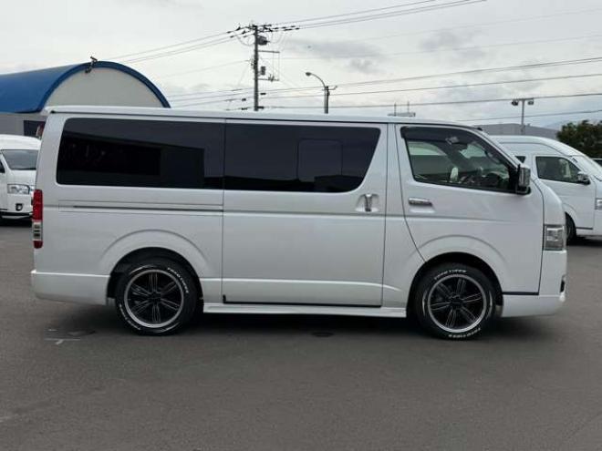 ハイエースバン2.8 スーパーGL ダークプライムII ロングボディ ディーゼルターボ 4WD　ワンオーナー 寒冷地仕様 パノラミックビューモニター デジタルインナーミラー 415COBRA CL-3フロントリップ CL-2サイドステップ　CL-ステップリアバンパー　ステージ2　バッドラッカー18インチアルミ　トーヨーH30 2800