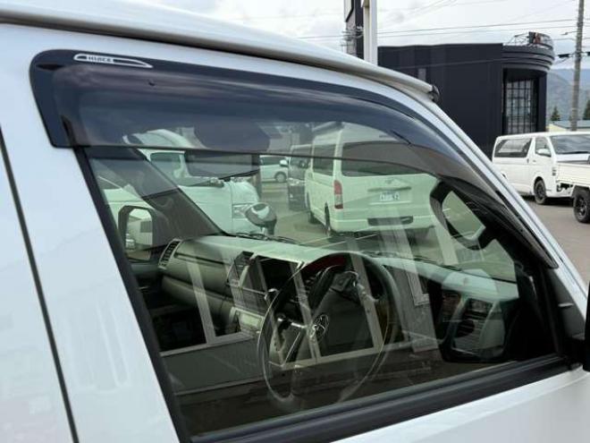 ハイエースバン2.8 スーパーGL ダークプライムII ロングボディ ディーゼルターボ 4WD　ワンオーナー 寒冷地仕様 パノラミックビューモニター デジタルインナーミラー 415COBRA CL-3フロントリップ CL-2サイドステップ　CL-ステップリアバンパー　ステージ2　バッドラッカー18インチアルミ　トーヨーH30 2800