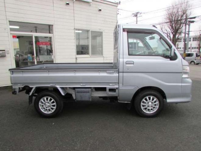 ハイゼットトラック エクストラ 3方開 4WD　パワーステアリング/パワーウィンドウ/エアコン/荷台作業灯/キーレス 660