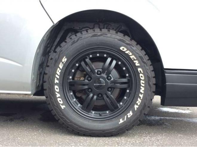 ハイエースバン3.0 スーパーGL ロング ディーゼルターボ 4WD　リアヒーター&クーラー　キーレス　ETC　電動格納ミラー　デュアルエアコン　ベッドキッド　フロントフォグランプ　clarionSDナビ(NXL13)　AUX　Bluetooth　USB　16インチAW 3000