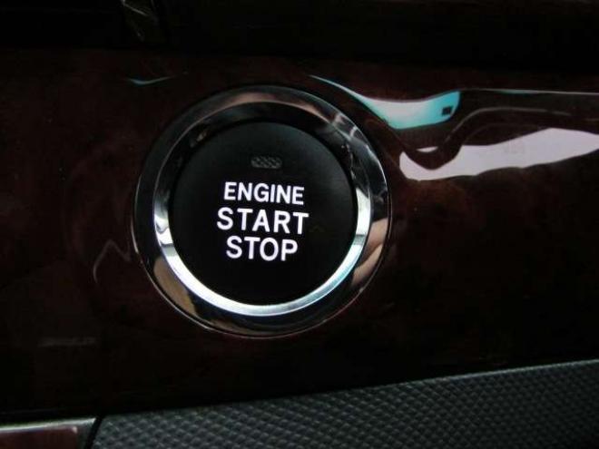 エスティマ2.4 アエラス 4WD　両側パワースライドドア/コーナーセンサー/キセノンヘッドライト/LEDフォグ/クルーズコントロール/ETC/ 2400