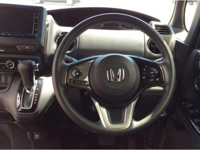 N-BOXカスタム 660 G EX ホンダセンシング 4WD　パワスラ　シートヒーター　スマートキー　プッシュスタート　クルーズコントロール　ホンダ純正ナビ　バックカメラ　電動格納ミラー　横滑り防止装置　車線逸脱防止　衝突被害軽減システム　オートライト　ETC 660