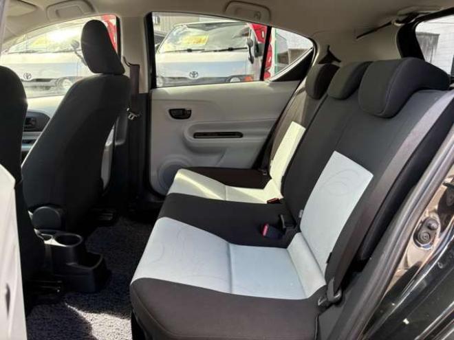 アクア1.5 S　プッシュスタート　スマートキー　純正ナビ7インチ　フルセグTV　Bluetooth　CD/DVD　FM/AM　フルオートエアコン　電動格納ミラー 2WD 1500