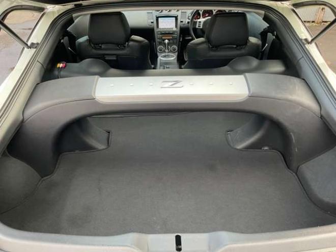 フェアレディZ3.5 バージョン ST　純正ブレンボキャリパー　社外フロントリップ　リアウィング　GarageDogHouse製マフラー　車高調　BOSEサウンド　レザーシート　パワーシート　シートヒーター　ETC 2WD 3500