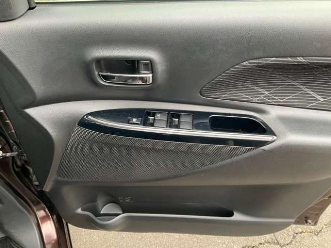 eKスペースG セーフティ パッケージ 4WD　プッシュスタート　スマートキー　電動スライドドア(左)　360°カメラ　バックカメラ　シートヒーター　エンジンスターター　純正オーディオ 660