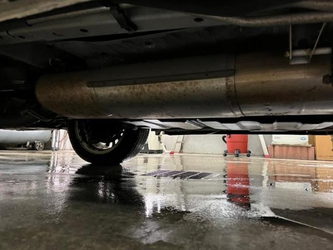 ヴェルファイア２．４Ｚ　本州仕入　後期型　ワンオーナー　寒冷地仕様　禁煙車　両側パワースライドドア　純正１８インチＡＷ　純正１６ＡＷ＋スタッドレスタイヤ　純正ナビ　フルセグ地デジ　ＤＶＤ再生　Ｂｌｕｅｔｏｏｔｈ　バックカメラ 4WD 2400 5Dr