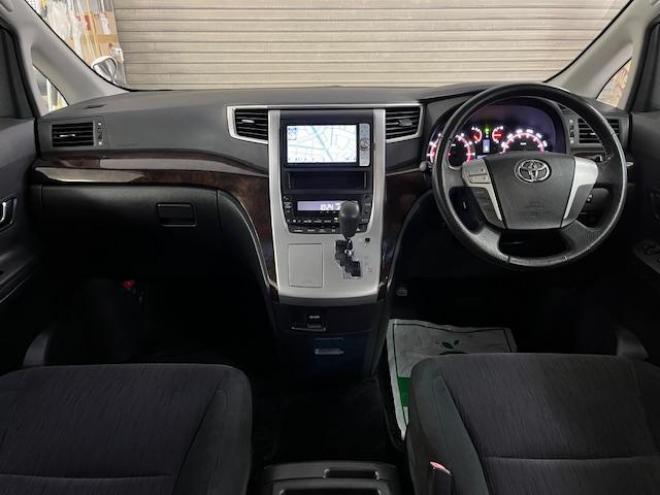 ヴェルファイア２．４Ｚ　本州仕入　後期型　ワンオーナー　寒冷地仕様　禁煙車　両側パワースライドドア　純正１８インチＡＷ　純正１６ＡＷ＋スタッドレスタイヤ　純正ナビ　フルセグ地デジ　ＤＶＤ再生　Ｂｌｕｅｔｏｏｔｈ　バックカメラ 4WD 2400 5Dr