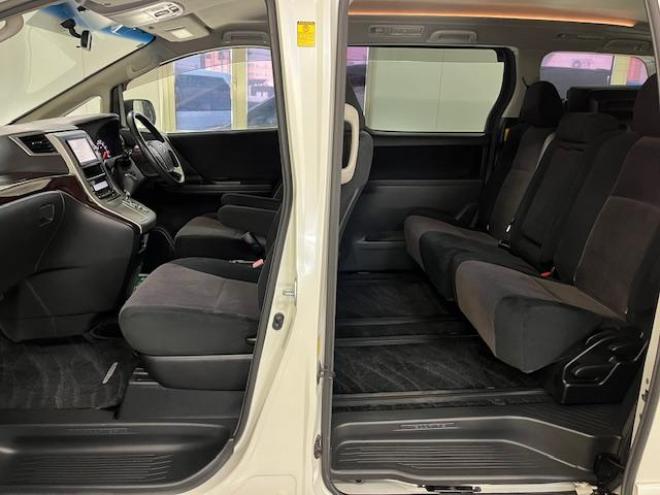 ヴェルファイア２．４Ｚ　本州仕入　後期型　ワンオーナー　寒冷地仕様　禁煙車　両側パワースライドドア　純正１８インチＡＷ　純正１６ＡＷ＋スタッドレスタイヤ　純正ナビ　フルセグ地デジ　ＤＶＤ再生　Ｂｌｕｅｔｏｏｔｈ　バックカメラ 4WD 2400 5Dr