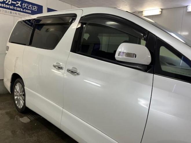 ヴェルファイア２．４Ｚ　本州仕入　後期型　ワンオーナー　寒冷地仕様　禁煙車　両側パワースライドドア　純正１８インチＡＷ　純正１６ＡＷ＋スタッドレスタイヤ　純正ナビ　フルセグ地デジ　ＤＶＤ再生　Ｂｌｕｅｔｏｏｔｈ　バックカメラ 4WD 2400 5Dr