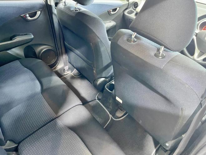 フィット1.3G 4WD 5年保証 ナビTV Bカメ 寒冷地仕様 禁煙 車検整備2年付