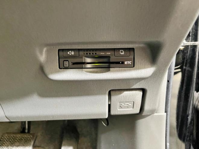 プリウス1.8S 5年保証 スマキー ETC 寒冷地仕様 禁煙 車検整備2年付