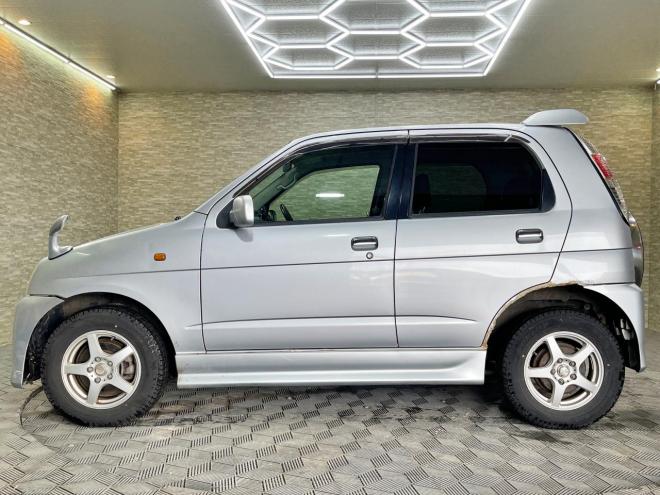 テリオスキッド660カスタムL 4WD 5年保証 寒冷地仕様 禁煙 車検整備2年付