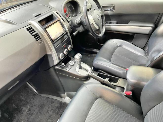 エクストレイル20X 4WD 5年保証 ナビTV 寒冷地仕様 禁煙 車検整備2年付 修復歴無