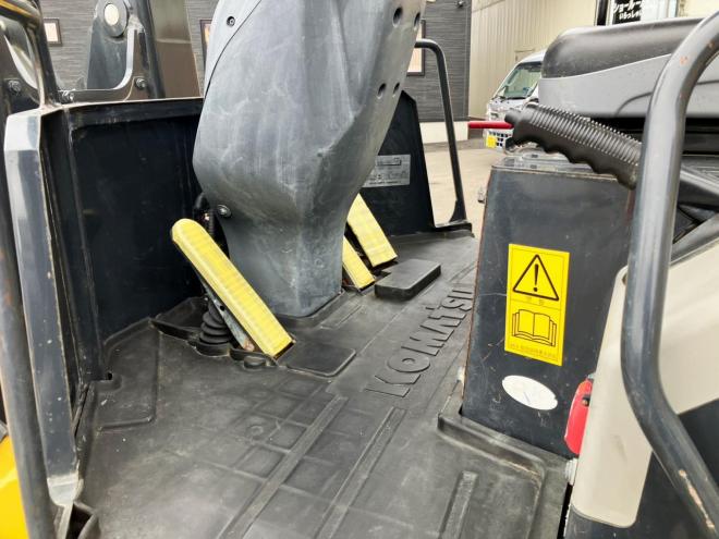 フォークリフトコマツ　中古　ホイールローダーリフト　WA50-8　不整地リフト　建機