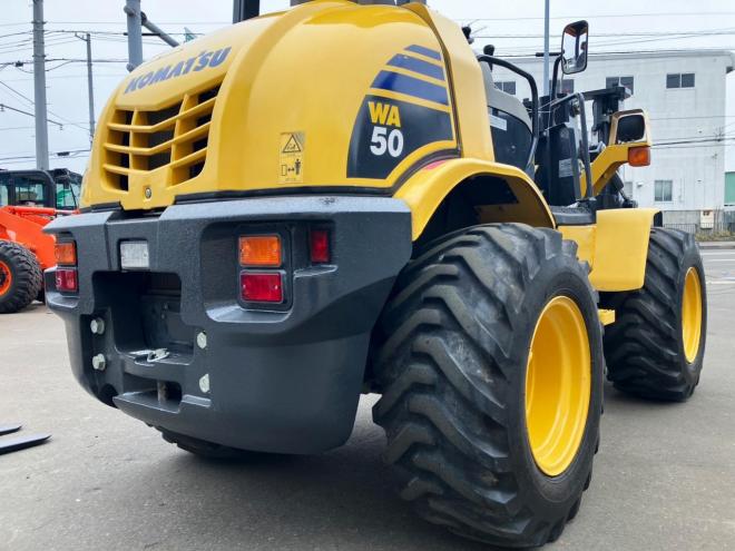 フォークリフトコマツ　中古　ホイールローダーリフト　WA50-8　不整地リフト　建機