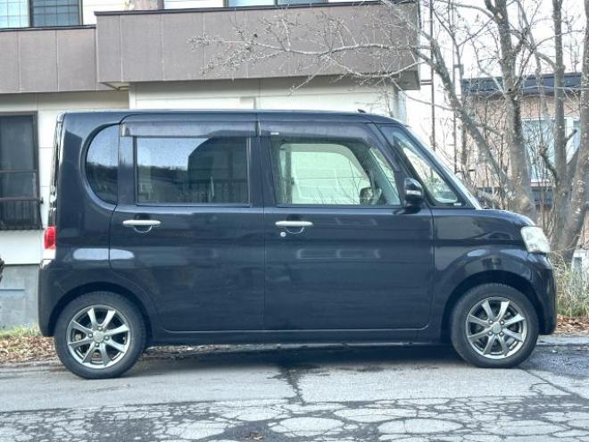 タントX 4WD リモコンパワースライドドア　エンジンスターター　タイミングチェーン車　フルセグテレビ　Panasonicナビ　 4WD 660 5Dr