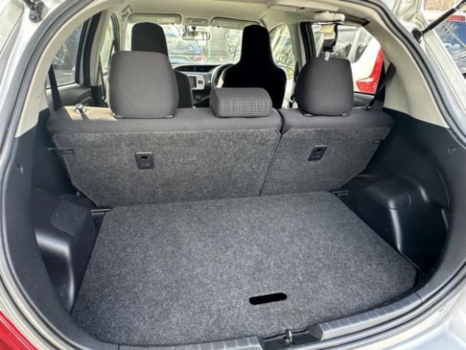 ヴィッツ 4WD 1300 5Dr