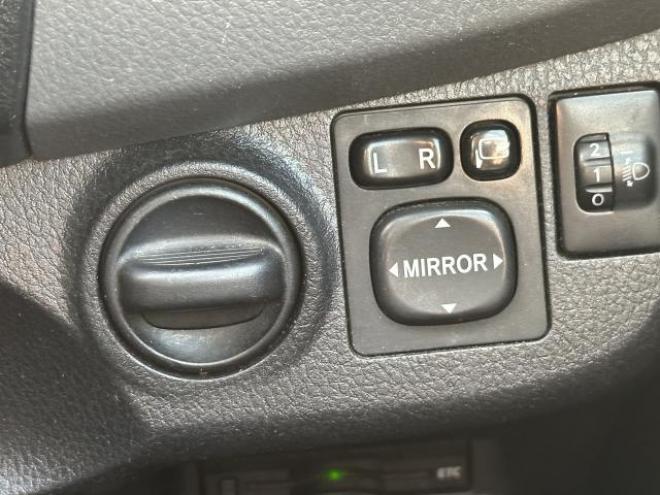 ヴィッツ 4WD 1300 5Dr