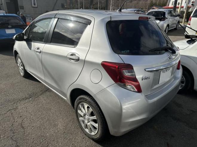 ヴィッツ 4WD 1300 5Dr