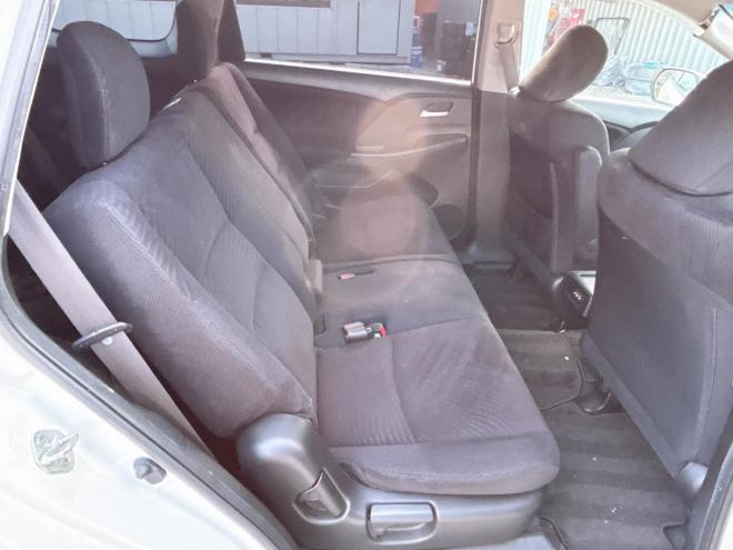 オデッセイ2.4Mエアロパッケージ 4WD　ローンが不安な方＜優遇ローン＞1年保証　純正ナビ　バックカメラ