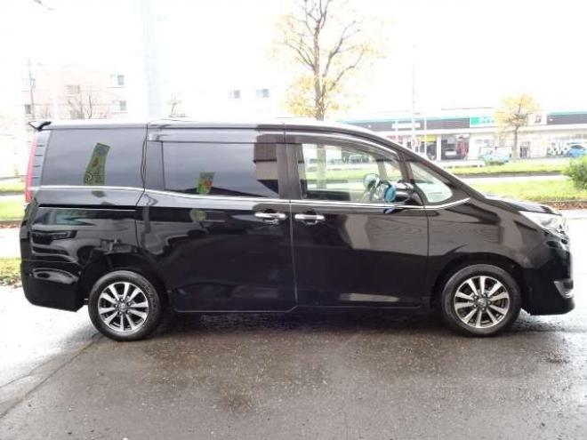 エスクァイア2.0 Gi 4WD　本州車　保証1年/走行距離無制限　4WD　セーフティセンス　両側パワースライドドア　ALPINE製ナビ 地デジ　バックカメラ　サイドカメラ　Bluetooth接続　純正エンジンスターター　シートヒーター　LEDヘッドライト 2000