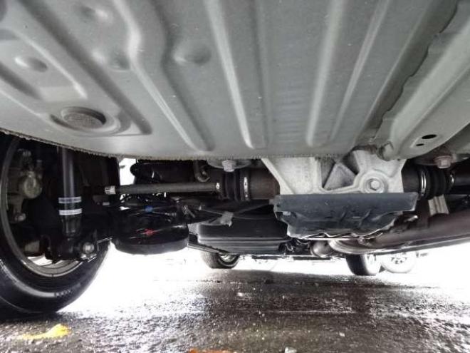 エスクァイア2.0 Gi 4WD　本州車　保証1年/走行距離無制限　4WD　セーフティセンス　両側パワースライドドア　ALPINE製ナビ 地デジ　バックカメラ　サイドカメラ　Bluetooth接続　純正エンジンスターター　シートヒーター　LEDヘッドライト 2000