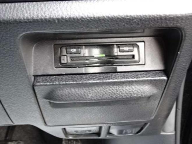 エスクァイア2.0 Gi 4WD　本州車　保証1年/走行距離無制限　4WD　セーフティセンス　両側パワースライドドア　ALPINE製ナビ 地デジ　バックカメラ　サイドカメラ　Bluetooth接続　純正エンジンスターター　シートヒーター　LEDヘッドライト 2000