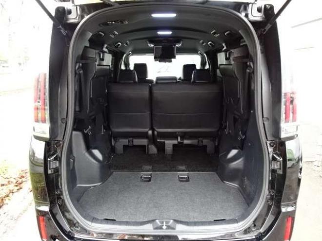 エスクァイア2.0 Gi 4WD　本州車　保証1年/走行距離無制限　4WD　セーフティセンス　両側パワースライドドア　ALPINE製ナビ 地デジ　バックカメラ　サイドカメラ　Bluetooth接続　純正エンジンスターター　シートヒーター　LEDヘッドライト 2000