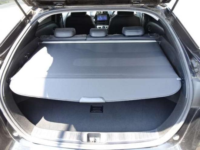 プリウス1.8 A プレミアム E-Four 4WD　本州車 ハイブリットシステム2年保証/走行距離無制限　 4WD　TRDエアロ　ブラインドスポットモニター　純正ナビ　地デジ　バックカメラ　18インチアルミ　本革シート　ヘッドアップディスプレイ　AC100V 1800