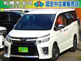 ヴォクシー　2.0 ZS 煌 4WD　本州車　保証1年/走行距離無制限　4WD　両側パワースライドドア　トヨタセーフティセンス　カロッツェリア8型ワイドナビ　地デジ　バックカメラ　フリップダウンモニター　Bluetooth接続　アイドリングストップ 2000