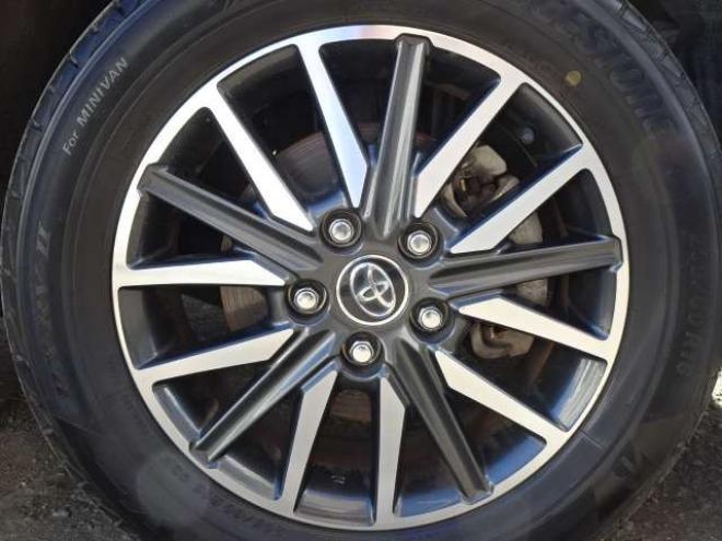 ヴォクシー2.0 ZS 煌 4WD　本州車　保証1年/走行距離無制限　4WD　両側パワースライドドア　トヨタセーフティセンス　カロッツェリア8型ワイドナビ　地デジ　バックカメラ　フリップダウンモニター　Bluetooth接続　アイドリングストップ 2000