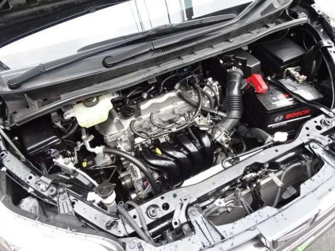 ノア2.0 Si 4WD　本州車　保証1年/走行距離無制限　4WD　後期　セーフティセンス　両側パワースライドドア　純正9インチワイドナビ　　地デジ　バックカメラ　ALPINE12インチフリップダウンモニター　LEDヘッドライト 2000