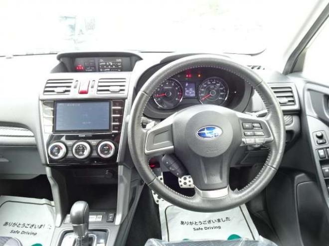 フォレスター2.0 S リミテッド 4WD　アイサイト　本州車　保証1年/走行距離無制　4WD ナビ　地デジ　Bluetooth接続　バックカメラ　ハーフレザーパワーシート　シートヒーター　純正18インチアルミ　クルーズコントロール　USBコンセント　ETC 2000