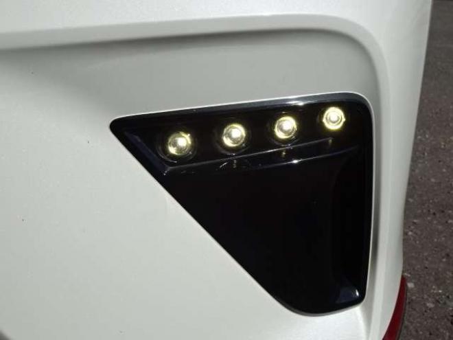 ノート1.2 e-POWER NISMO　本州車　ハイブリットシステム保証2年付　ワンオーナー　社外ナビ　Bluetooth接続　 エマージェンシーブレーキサポート　車線逸脱警報　NISMO純正アルミ　純正LEDヘッドライト　インテリキー　プッシュスタート　ETC 2WD 1200