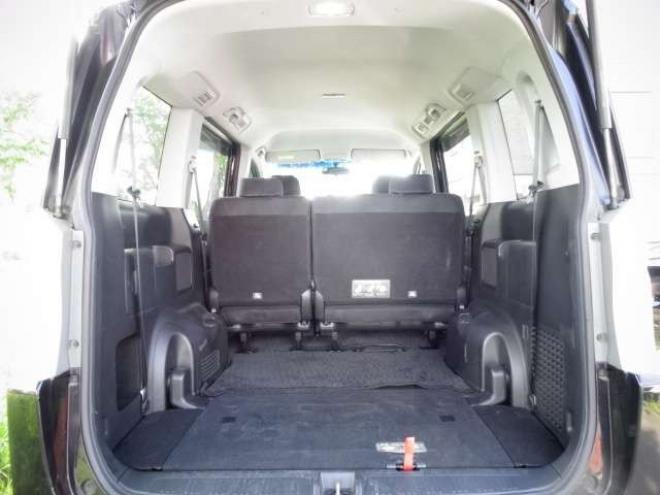 ステップワゴン2.0 スパーダ Z HDDナビ エディション 4WD　本州車　保証1年/走行距離無制限　4WD　両側パワースライドドア　純正HDDインターナビ　地デジ　バックカメラ　16インチアルミ　ETC　リヤエアコン　リヤヒーター　ステアリングスイッチ　純正HID　スマートキー 2000