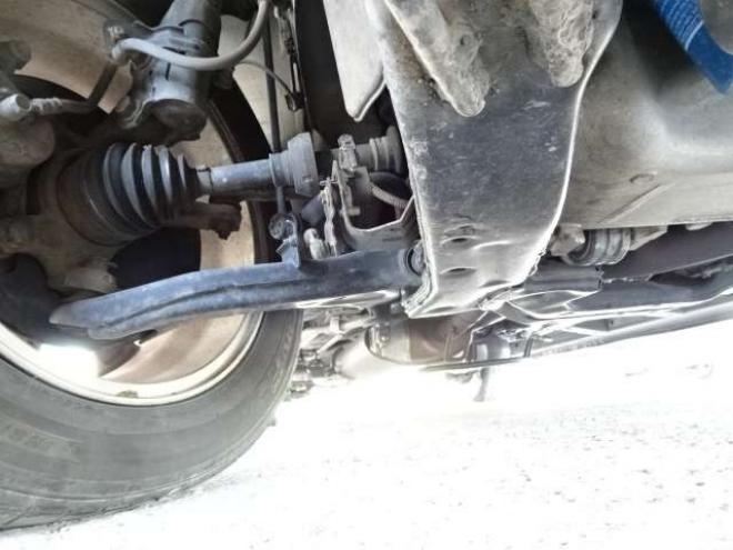 ステップワゴン2.0 スパーダ Z HDDナビ エディション 4WD　本州車　保証1年/走行距離無制限　4WD　両側パワースライドドア　純正HDDインターナビ　地デジ　バックカメラ　16インチアルミ　ETC　リヤエアコン　リヤヒーター　ステアリングスイッチ　純正HID　スマートキー 2000