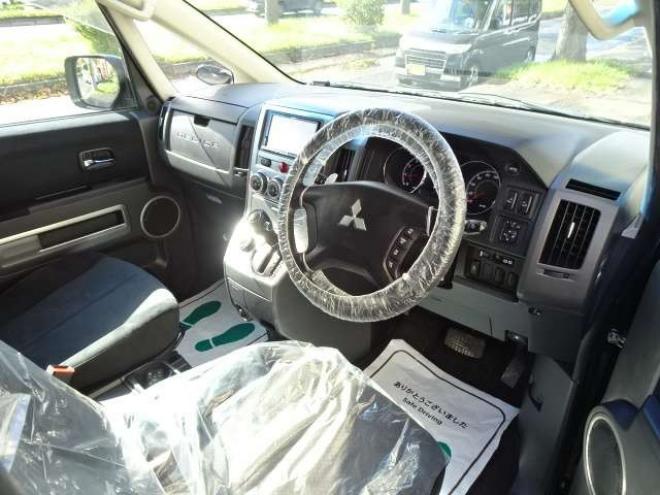 デリカD：5 2.4 G パワーパッケージ 4WD　本州車　ワンオーナー　両側パワースライドドア　ALPINE製ナビ　地デジ　10.2インチALPINE製フリップダウンモニター　バックカメラ　純正HID　スマートキー　ASC　クルーズコントロール　ビルトインETC 2400