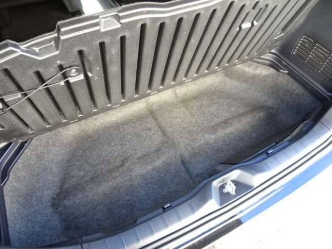 エスクァイア2.0 Gi 4WD　本州車　保証1年/走行距離無制限　4WD　両側パワースライドドア　オートマチックハイビーム　社外9インチナビ　地デジ　バックカメラ　黒本革シート　シートヒーター　LEDヘッドライト　ETC　クルーズコントロール 2000