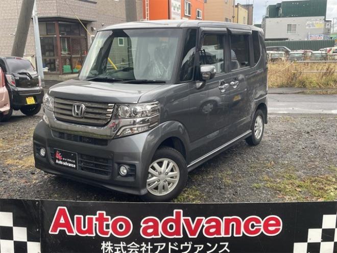 N-BOXカスタムG Lパッケージ 4WD　パワースライド　HID　スマートキー　新在　庫車　　整備工場完　備　2年後4年後も車検お任!! 660