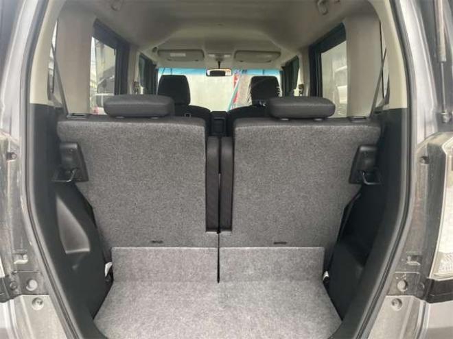 N-BOXカスタムG Lパッケージ 4WD　パワースライド　HID　スマートキー　新在　庫車　　整備工場完　備　2年後4年後も車検お任!! 660