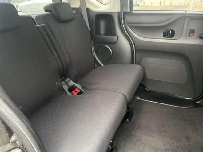 N-BOXカスタムG Lパッケージ 4WD　パワースライド　HID　スマートキー　新在　庫車　　整備工場完　備　2年後4年後も車検お任!! 660