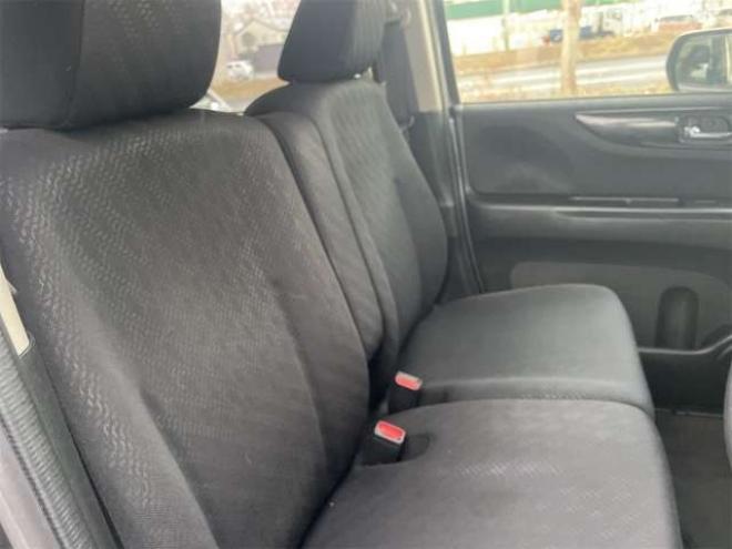 N-BOXカスタムG Lパッケージ 4WD　パワースライド　HID　スマートキー　新在　庫車　　整備工場完　備　2年後4年後も車検お任!! 660