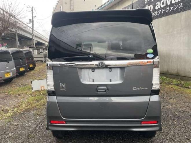 N-BOXカスタムG Lパッケージ 4WD　パワースライド　HID　スマートキー　新在　庫車　　整備工場完　備　2年後4年後も車検お任!! 660