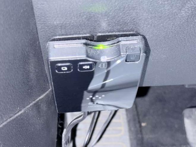 レガシィワゴン2.5 i 4WD　下廻防錆TVナビBカメETC夏冬タイヤ 2500