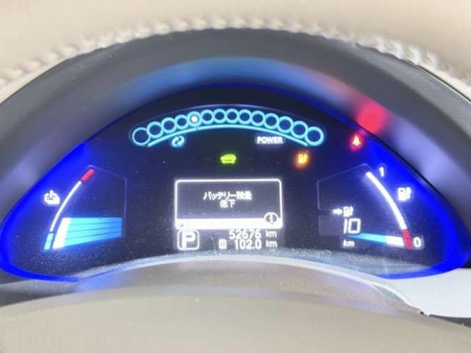 リーフG　防錆塗装TVナビBカメETC 2WD 不明