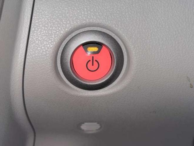 リーフG　防錆塗装TVナビBカメETC 2WD 不明