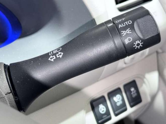 リーフG　防錆塗装TVナビBカメETC 2WD 不明