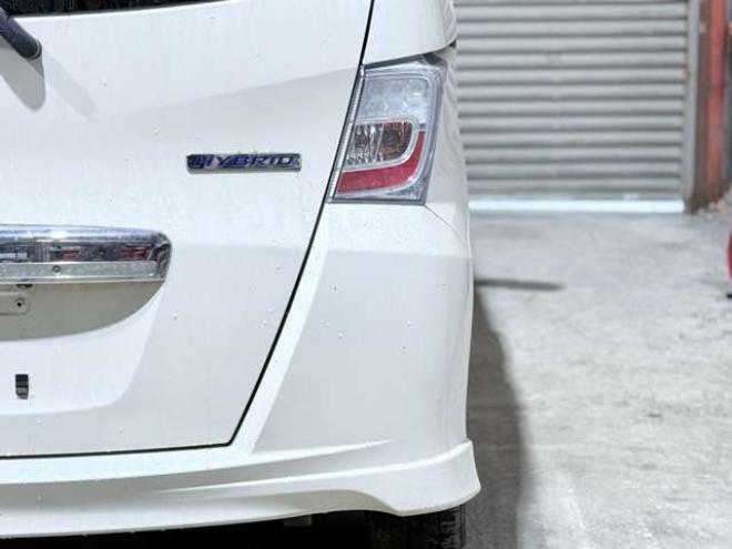 フリードスパイクハイブリッド1.5 ジャストセレクション　下廻防錆TVナビBカメETC 2WD 1500